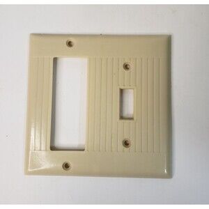 Bakelite Sierra Ivory 2 Line Outlet Combo Plate Cover/Switch D-19 USA Ribbed